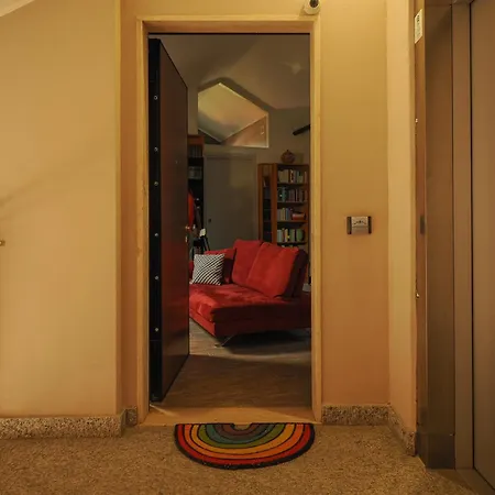 Dada House By World